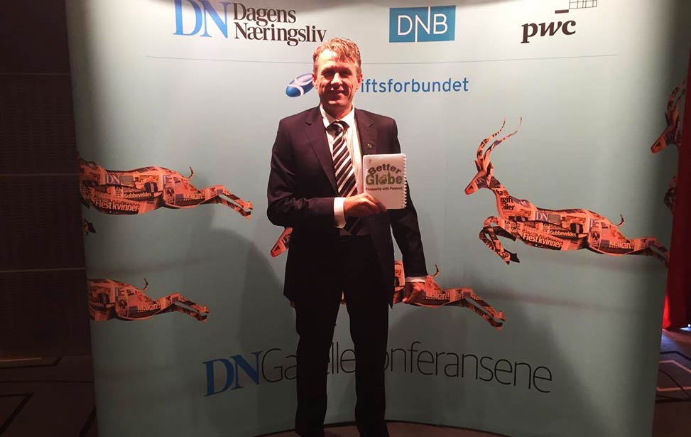 Dagfinn Rognerud received an award for Year's Gazelle Company in Norway on behalf of Better Globe AS